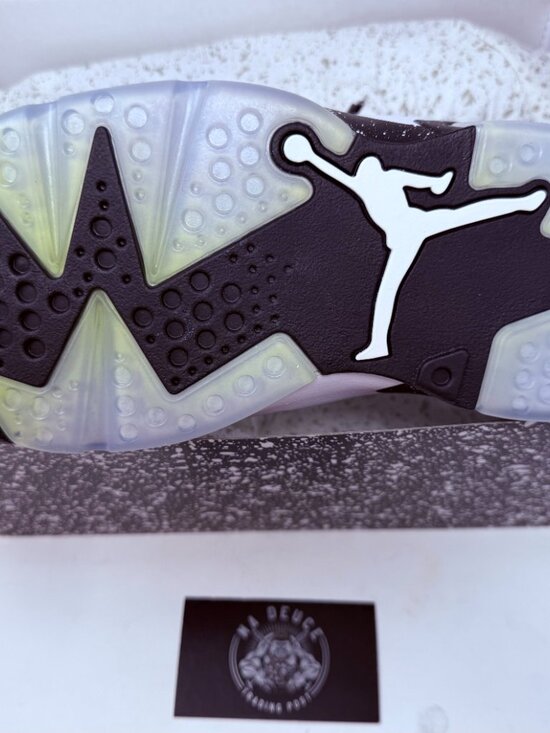 NEW Nike Air Jordan 6 Retro Reverse Oreo White Black CT8529-112 Men’s Size 10.5 main image 6
